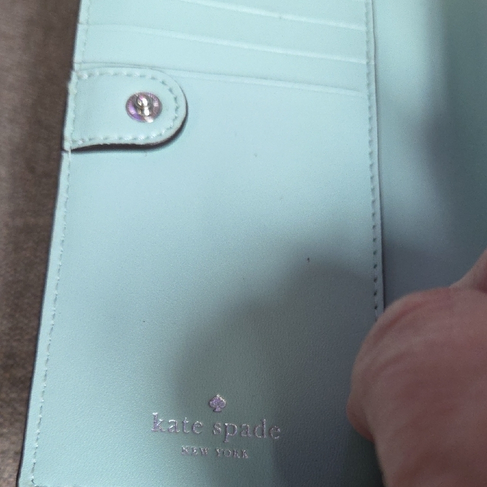 Kate Spade Mint Green Zipper Wallet - Like New Condition - Picture 4 of 4